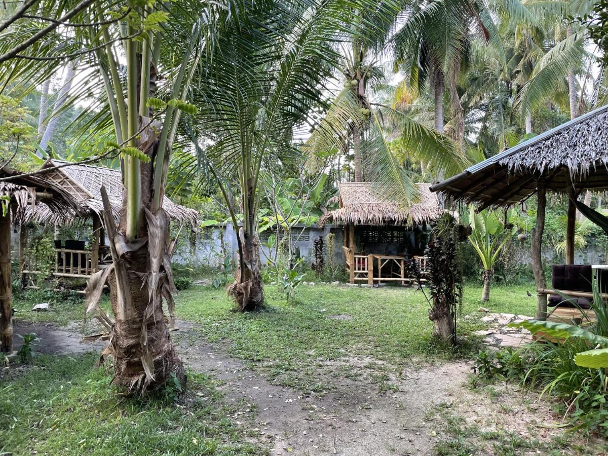Mythai Guesthouse Chaloklum Exterior photo