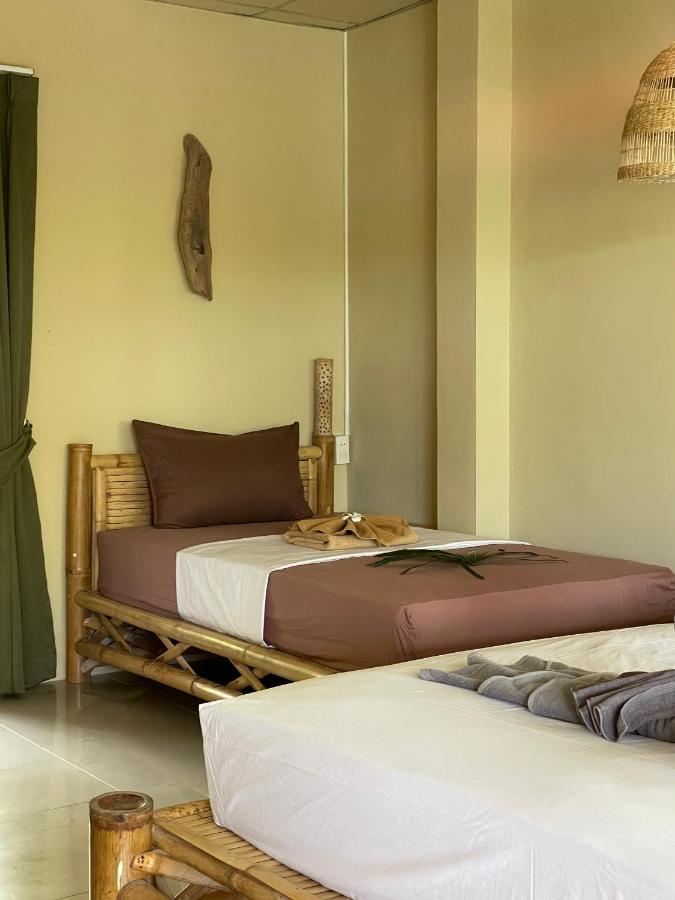 Mythai Guesthouse Chaloklum Exterior photo