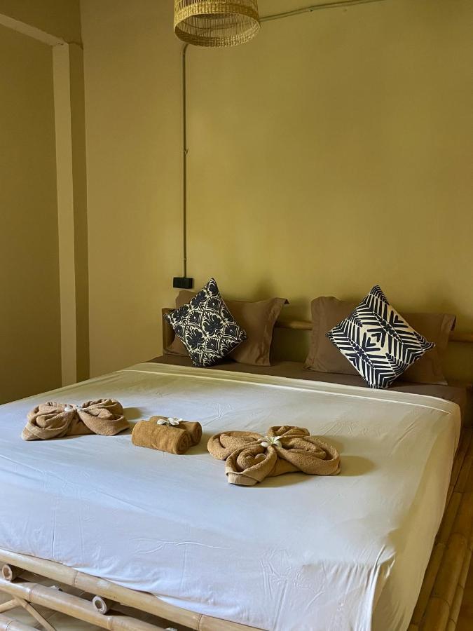 Mythai Guesthouse Chaloklum Exterior photo
